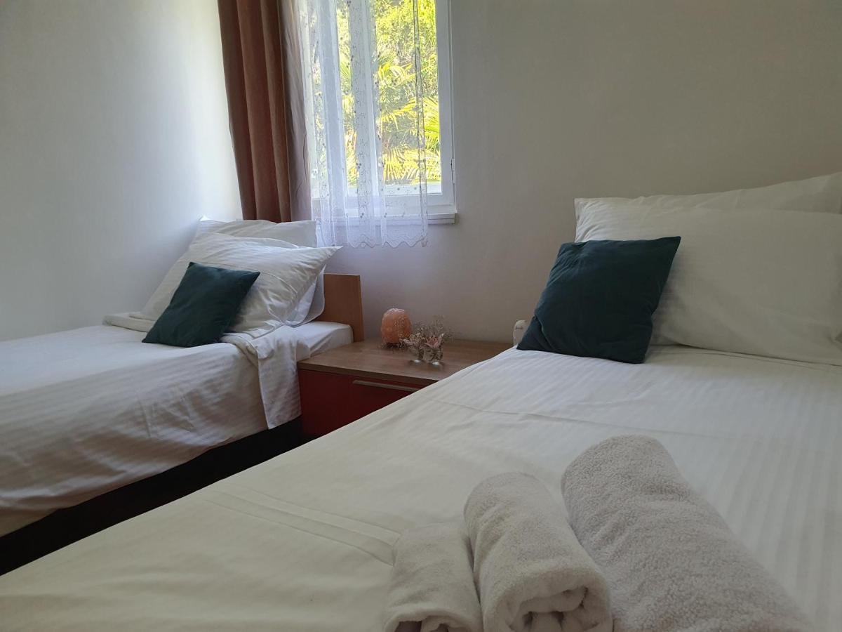 Lola Bivio Appartement Rijeka Buitenkant foto